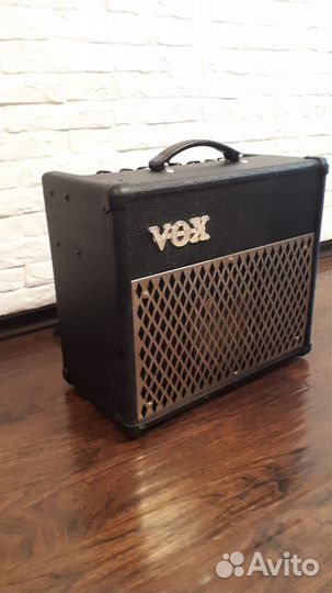Комбоусилитель Vox DA15