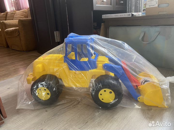 Детский трактор