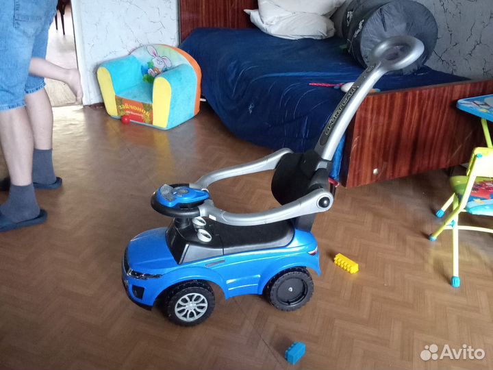 Машинка-каталка