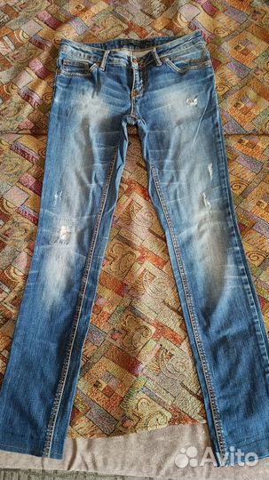 Джинсы