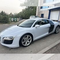 Audi R8 4.2 AMT, 2011, 38 000 км, с пробегом, цена 4 900 000 руб.