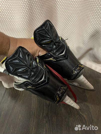 Коньки Bauer Supreme 2S размер 1,5 ее