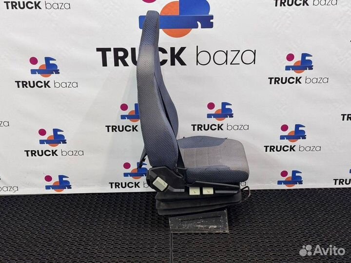 6900010DA01C Сиденье пассажирское механическое