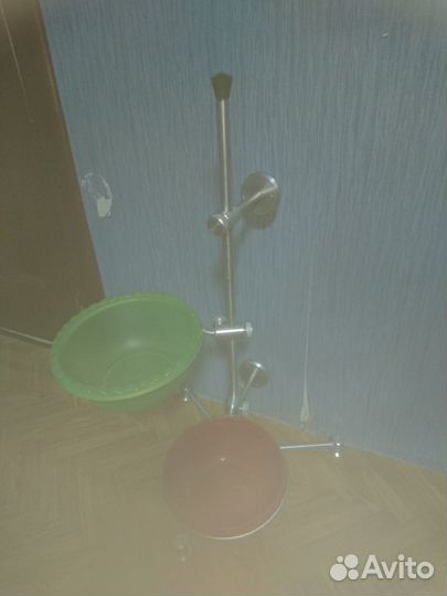 Стойка для кормления и поения большой собаки