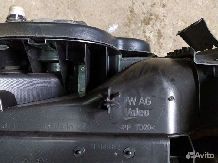 Корпус печки skoda octavia А7 13 года