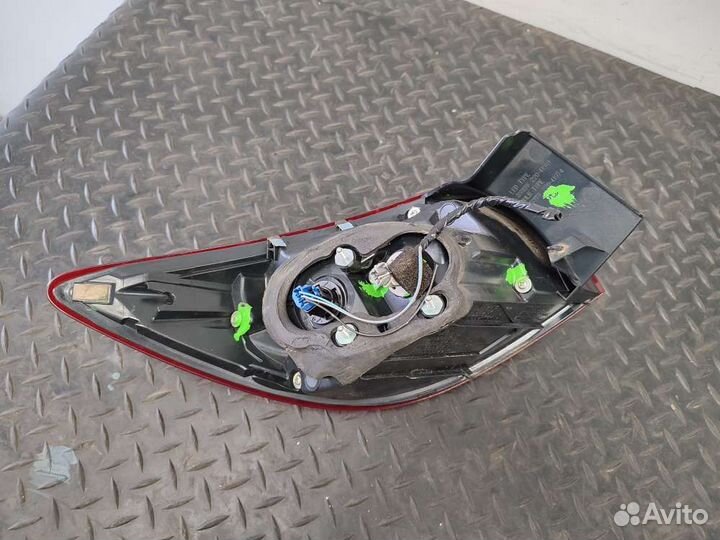 Фонарь право на Mazda 3 III (BM) (Мазда 3)