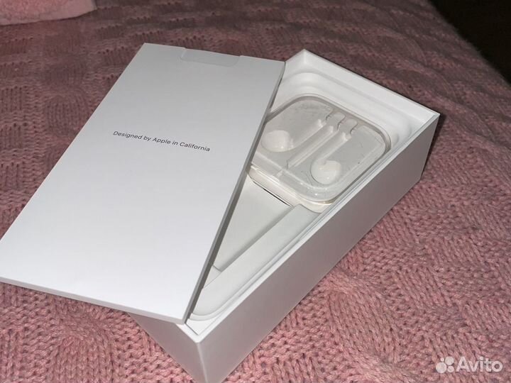Коробка от iPhone xs
