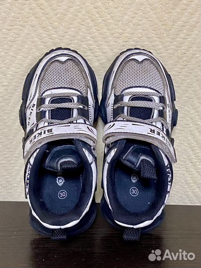 Кроссовки детские с подсветкой 30 размер