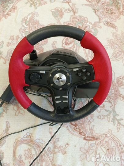 Игровой руль logitech