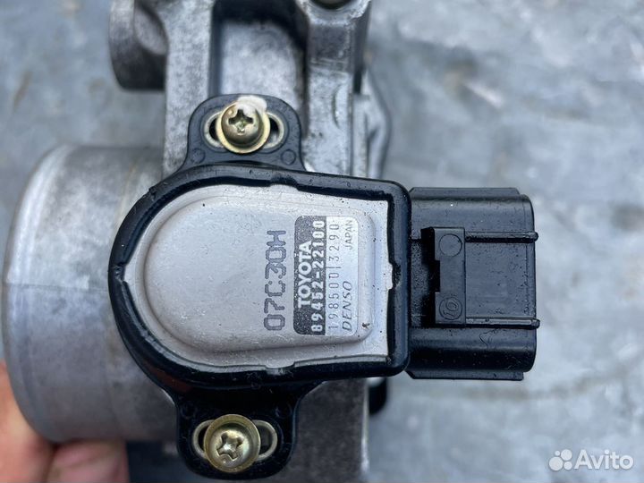 Дроссель Crown Majesta Toyota