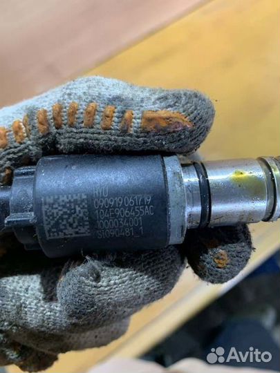 Клапан изменения фаз грм Volkswagen Polo седан 5