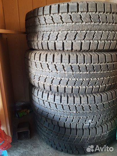 Toyo Observe GSi-5 265/70 R16