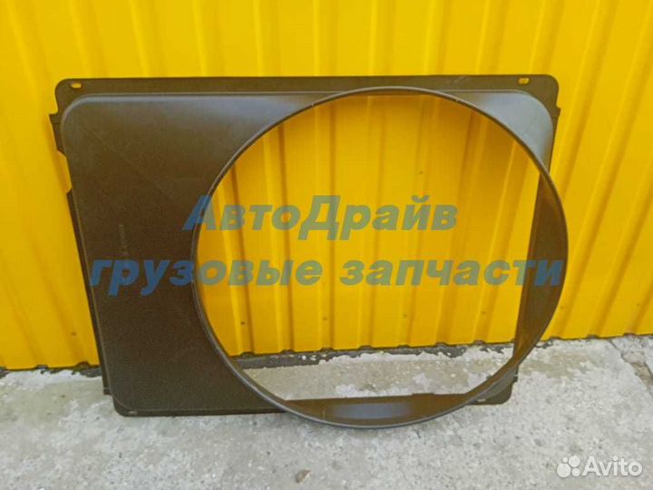 Диффузор радиатора Volvo FM4