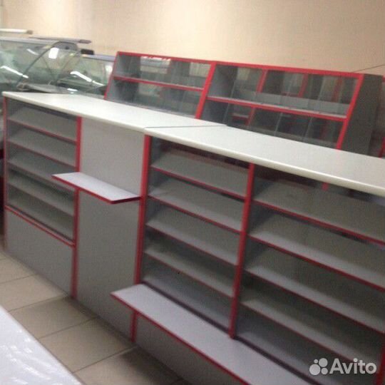 Прилавки остекленные, мебель для магазина