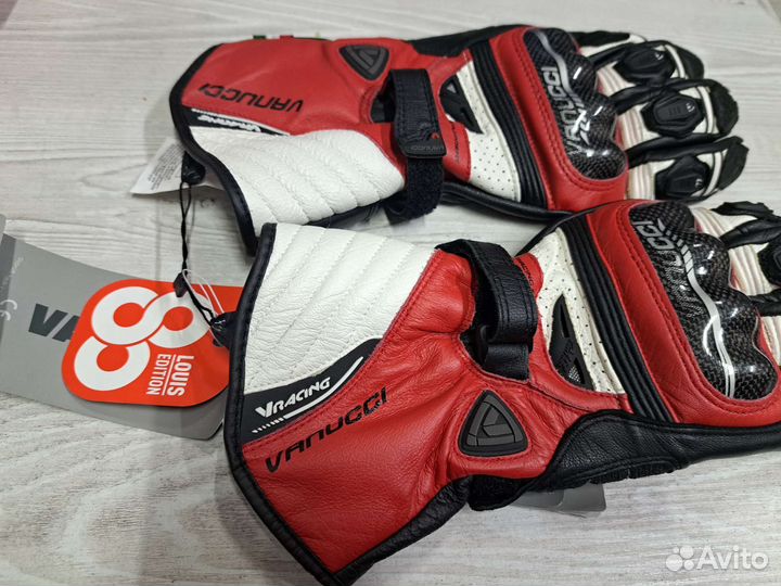 Перчатки Vanucci Competizione II черно-красный М