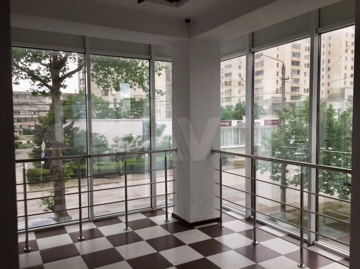 Торговая площадь, 135 м²