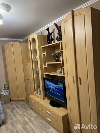 Стенка в гостинную