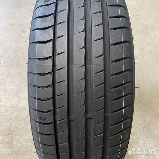 Triangle EffeXSport TH202 225/40 R18 92