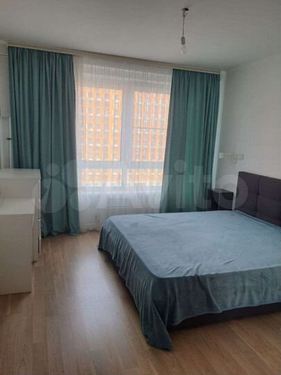 2-к. квартира, 70 м², 8/15 эт.