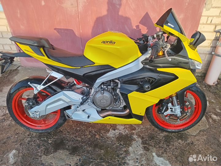 Aprilia RS660