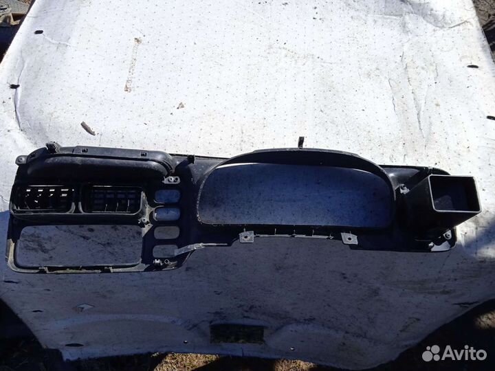 Накладкана панель приборов suzuki grand vitara