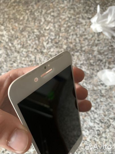 Дисплей на iPhone 8