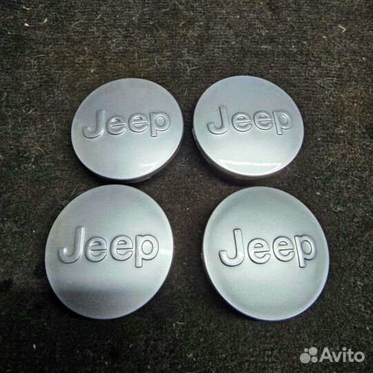 Колпачок колесного диска jeep grand cherokee wk2