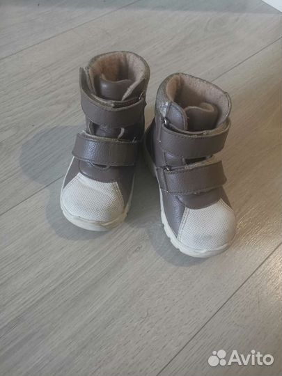 Ботинки для девочки 20 21