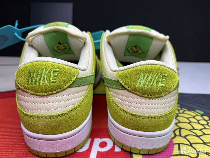 Nike sb dunk low green apple