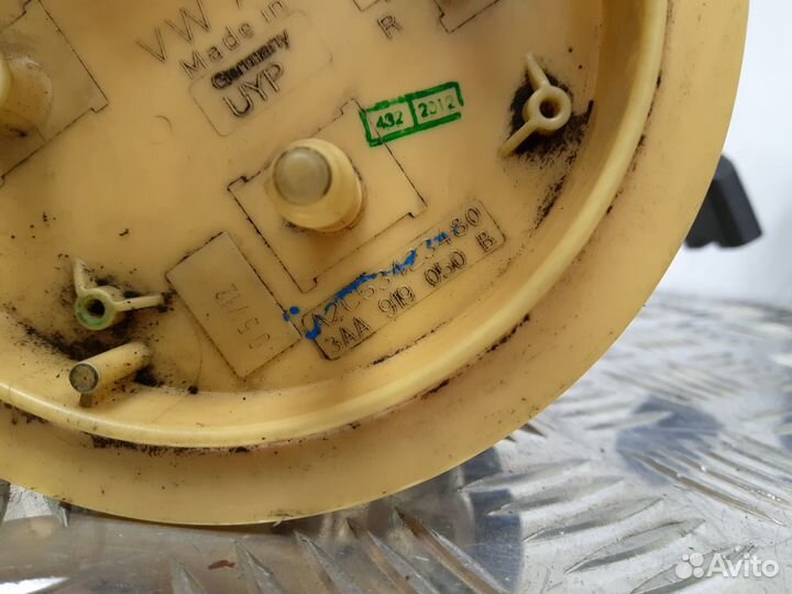 Б/У Насос топливный электрический VW Passat#001