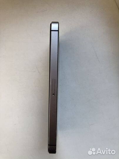 iPhone 5S, 16 ГБ