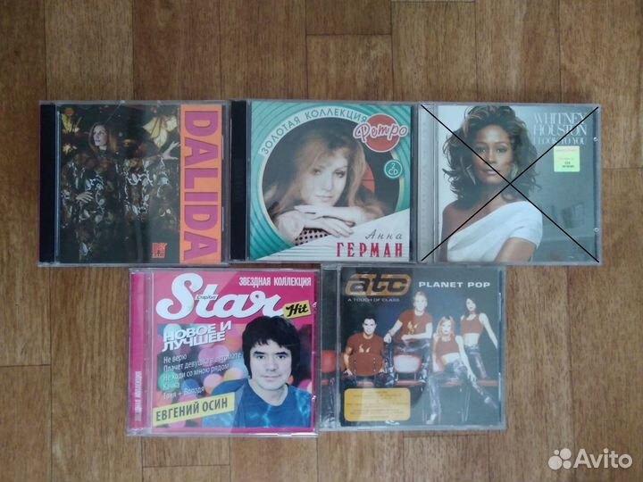 CD диски, аудиокассеты