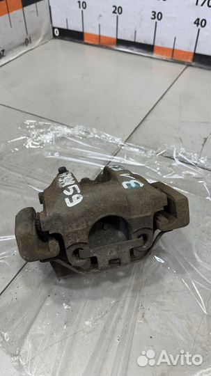 Суппорт задний левый BMW 7 E38