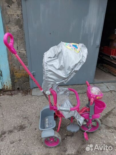 Детский трехколесный велосипед