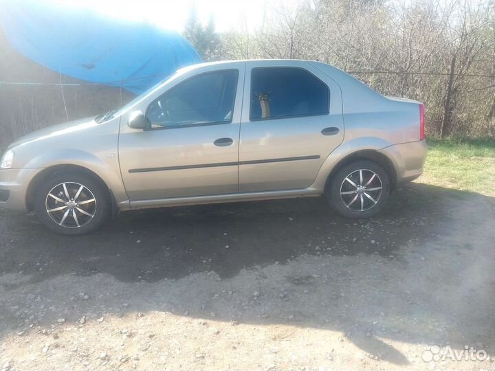 Renault Logan 1.6 МТ, 2012, 130 000 км