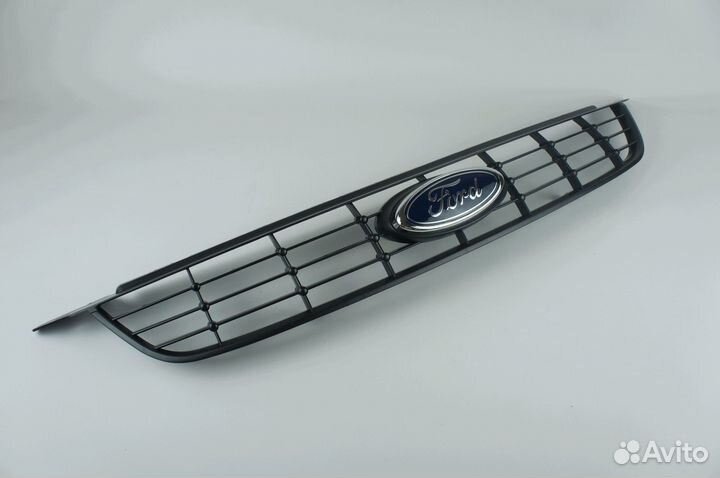 Решетка радиатора Ford Focus 2