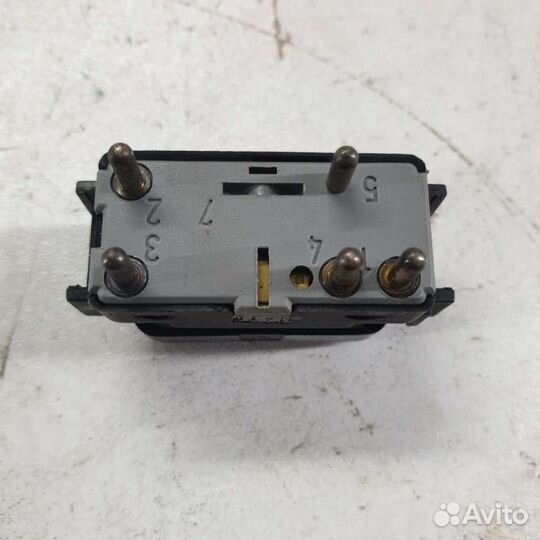 Кнопка стеклоподъемника A1248208910 Mercedes-Benz