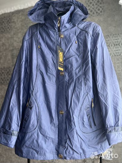 Ветровка женская