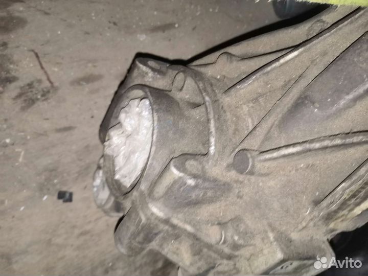 Передний редуктор Audi Q7 4L 3.0 TDI 2012г