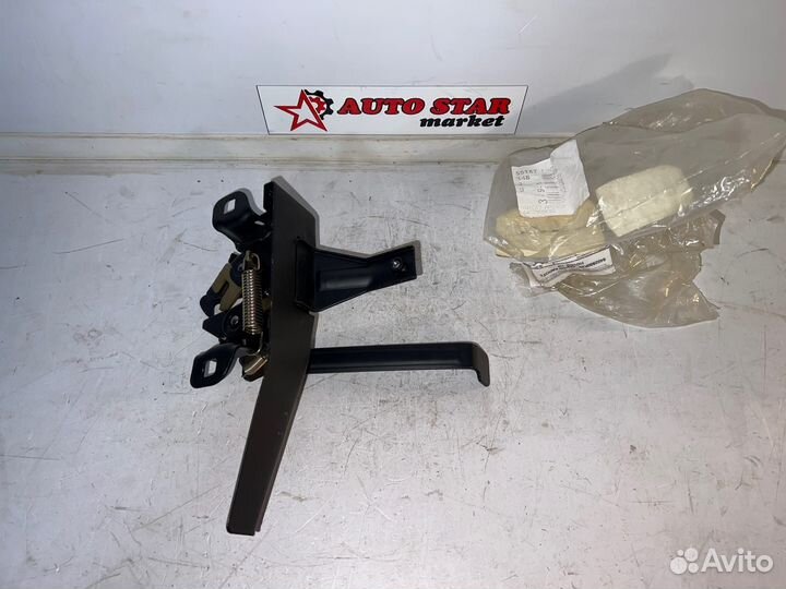 Замок капота новый Great Wall Hover H5