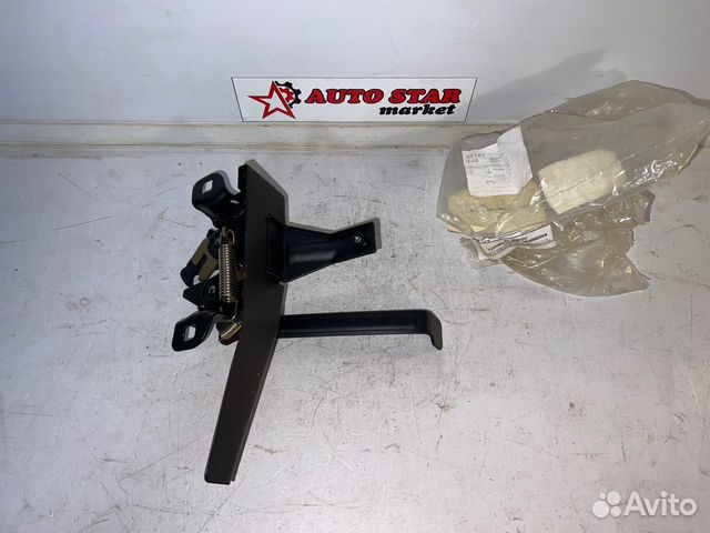 Замок капота новый Great Wall Hover H5