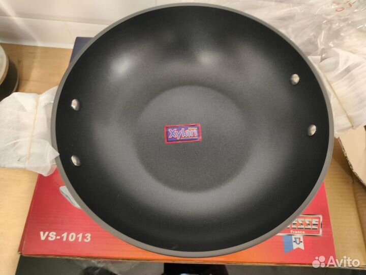 Новая сковорода (жаровня) вок, в упаковке Vitesse