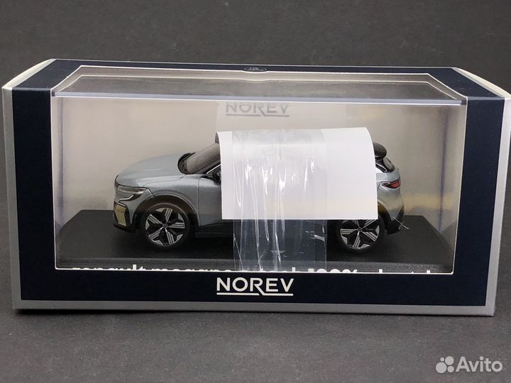 Renault Megane E-Tech Norev 1:43