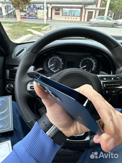 iPhone 12 Pro, 256 ГБ