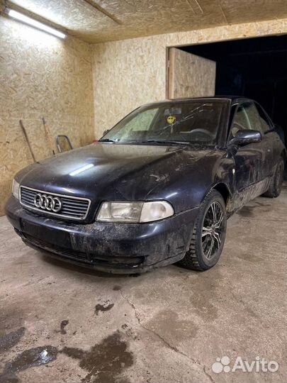 Разбор на запчасти Audi A4 (B5) 1994-1999