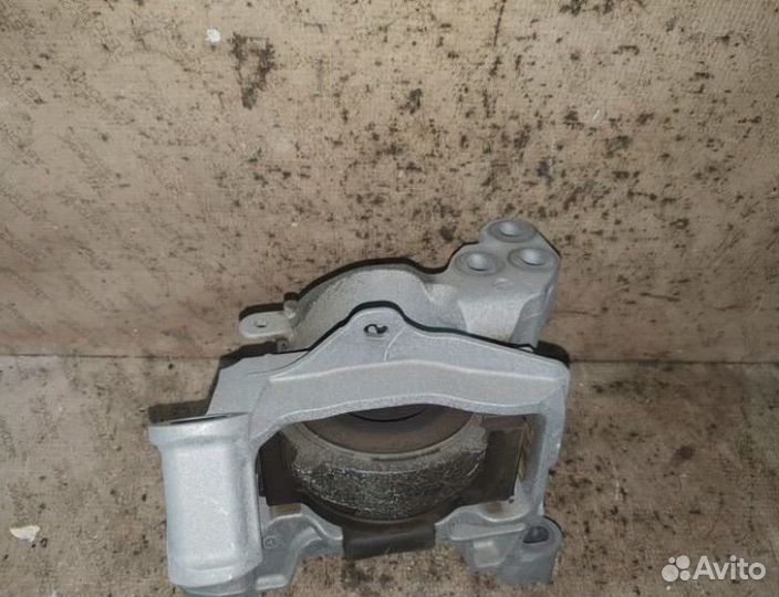 Подушка двигателя правая Mazda 3 BM