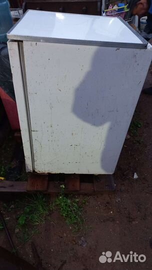 Холодильник маленький
