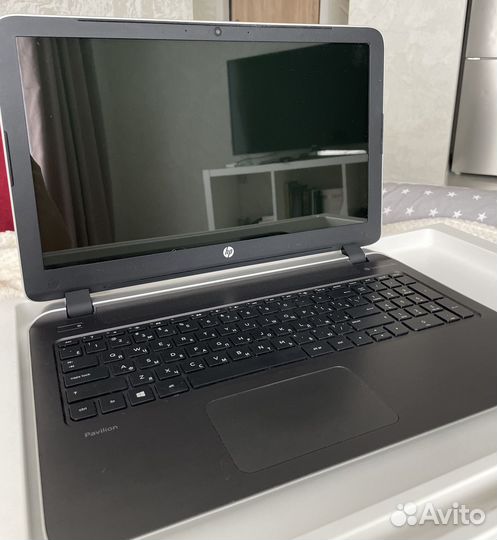 Ноутбук HP Pavilion - 15-p250ur