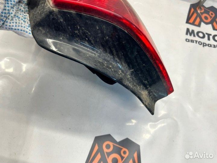 Фонарь задний правый Toyota Corolla 120 4zzfe