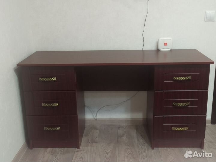 Письменный стол школьный бу